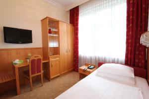 Single Room room in Hotel Corvinus