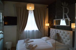 King Suite with Spa Bath room in Hotel RICHTR