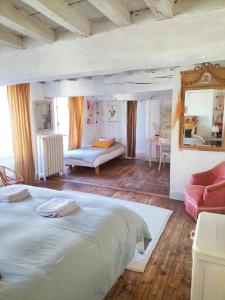 B&B / Chambres d'hotes Maison Seraphine - Guest house - Bed and Breakfast : photos des chambres