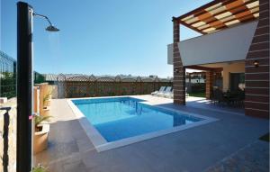 3 Bedroom Nice Home In Solin 