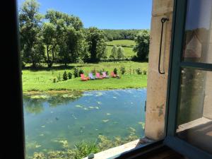 B&B / Chambres d'hotes Les maisons vigneronnes : Chambre Double - Vue sur Jardin