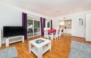 Two-Bedroom Apartment In Blace