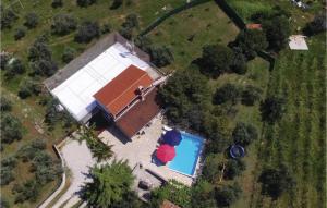 Pet Friendly Home In Vodnjan With Outdoor Swimming Pool