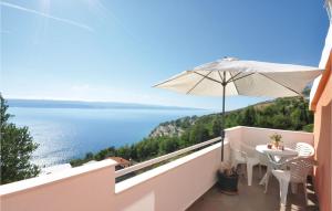 Stunning Apartment In Mimice With 2 Bedrooms, Wifi And Outdoor Swimming Pool