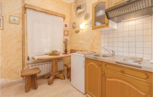 Amazing Apartment In Buje With Kitchenette