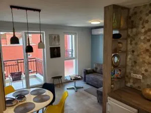 Obzor Tatyana Apartments The Wave - Popovich