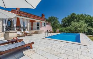Awesome Home In Marcana With 4 Bedrooms, Wifi And Outdoor Swimming Pool