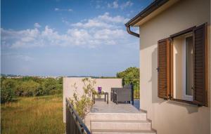 3 Bedroom Awesome Home In Medulin