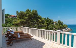 4 Bedroom Gorgeous Home In Blato