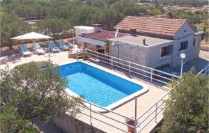 Nice Home In Vela Luka With 2 Bedrooms, Wifi And Outdoor Swimming Pool