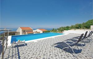 Beautiful home in Podgora with 6 Bedrooms Jacuzzi and Outdoor swimming pool