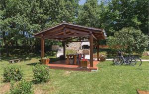 Holiday Home Jakacici Jakacici