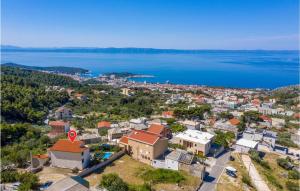 Lovely Home In Makarska With Kitchen 