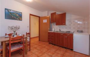 Nice Apartment In Tisno With 1 Bedrooms And Wifi