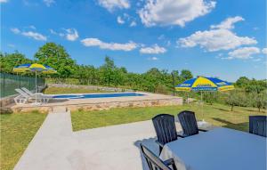 Beautiful Home In Zminj With Kitchen