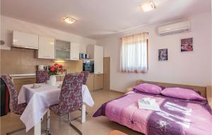 Beautiful Home In Zminj With Kitchen 