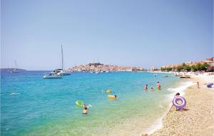 One-Bedroom Apartment In Primosten