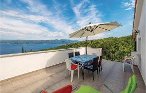 Lovely Apartment In Brsec With House Sea View 