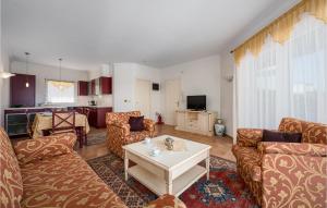 Nice Home In Savudrija With 2 Bedrooms, Wifi And Outdoor Swimming Pool