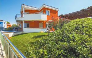 Nice Home In Savudrija With 2 Bedrooms, Wifi And Outdoor Swimming Pool