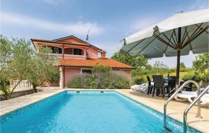 Awesome Home In Livaki With 4 Bedrooms, Wifi And Outdoor Swimming Pool