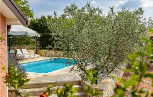 Awesome Home In Livaki With 4 Bedrooms, Wifi And Outdoor Swimming Pool