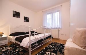 Cozy Apartment In Pula With Wifi