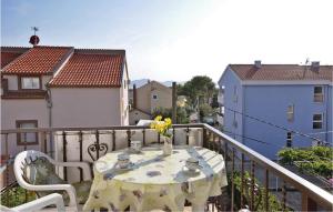 Beautiful Apartment In Zadar With 2 Bedrooms And Wifi