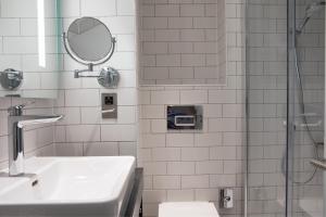 Deluxe Double Room - Non-Smoking room in Holiday Inn Bolton Centre an IHG Hotel