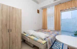 Cozy Apartment In Sveti Juraj With Wifi