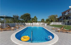 Two-Bedroom Apartment In Vrsar