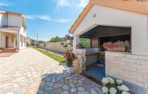 One-Bedroom Apartment In Biograd