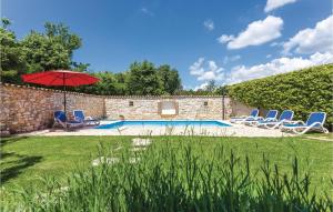 Three-Bedroom Holiday Home In Regulici