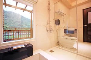 Double Room with Mountain View with Bath