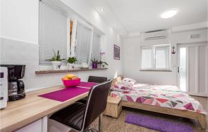 Beautiful apartment in Rukavac w WiFi