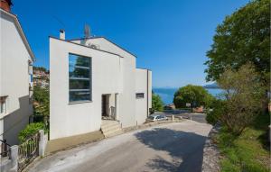 Gorgeous Apartment In Rabac With Wifi