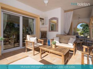 Villa Bella by HMR Holidays