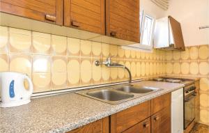 Awesome Apartment In Pula With Wifi