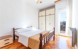 Apartment Don Petra Katunarica Cr