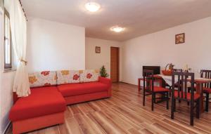 Awesome Apartment In Maslenica With 1 Bedrooms And Wifi