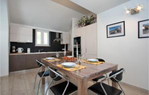 Cozy Home In Medulin With Sauna 