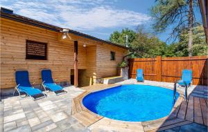 Awesome Home In Tounj With 3 Bedrooms, Wifi And Outdoor Swimming Pool