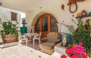 Awesome Apartment In Porec With 2 Bedrooms And Wifi