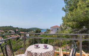 Beautiful Home In Maslinica With 4 Bedrooms, Wifi And Outdoor Swimming Pool