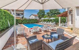 Beautiful Apartment In Porec With 1 Bedrooms, Wifi And Outdoor Swimming Pool