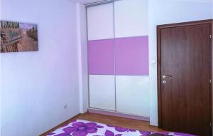 3 Bedroom Gorgeous Apartment In Trogir