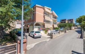 Lovely Apartment In Sveti Filip I Jakov