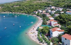 Nice Apartment In Stanici With Kitchenette 