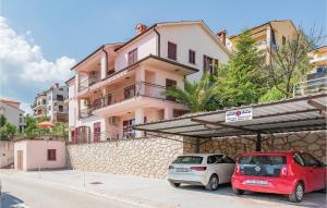 1 Bedroom Beautiful Apartment In Rabac