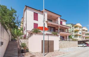 Gorgeous Apartment In Rabac With Kitchen 